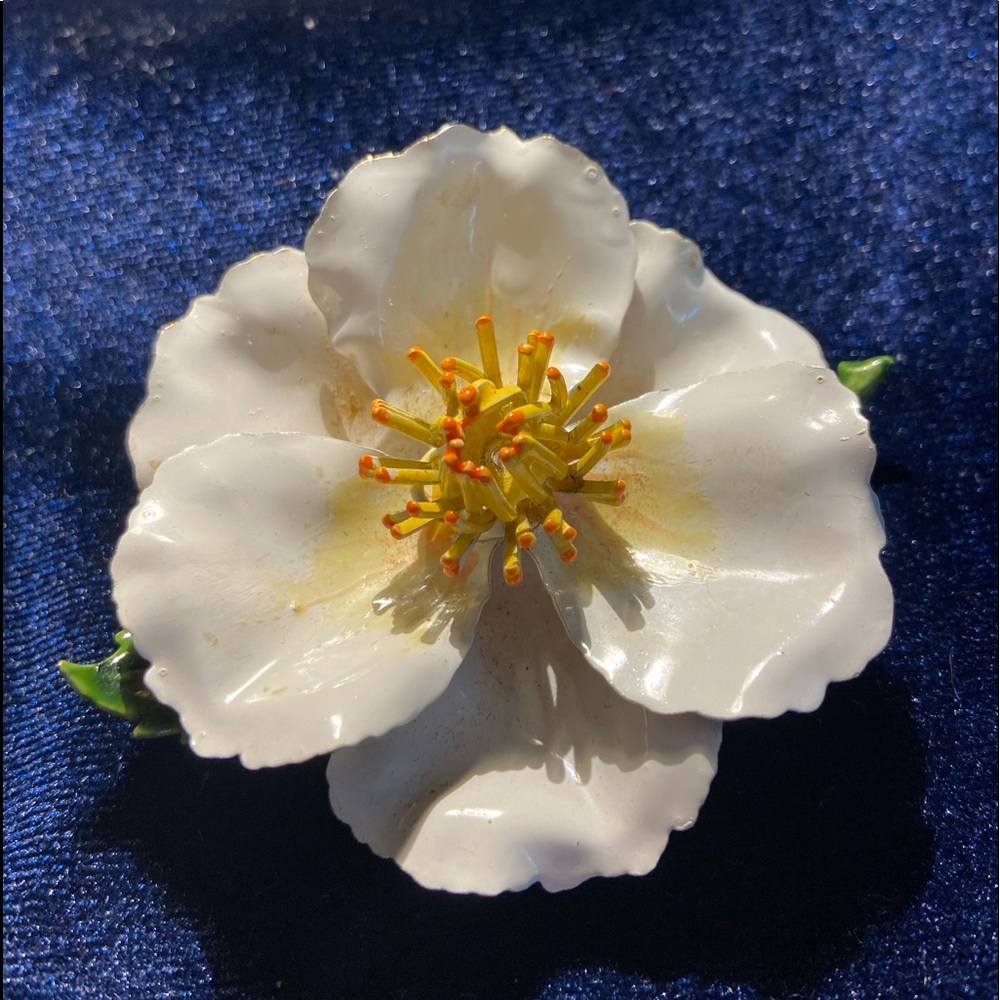 White Floral Pin
